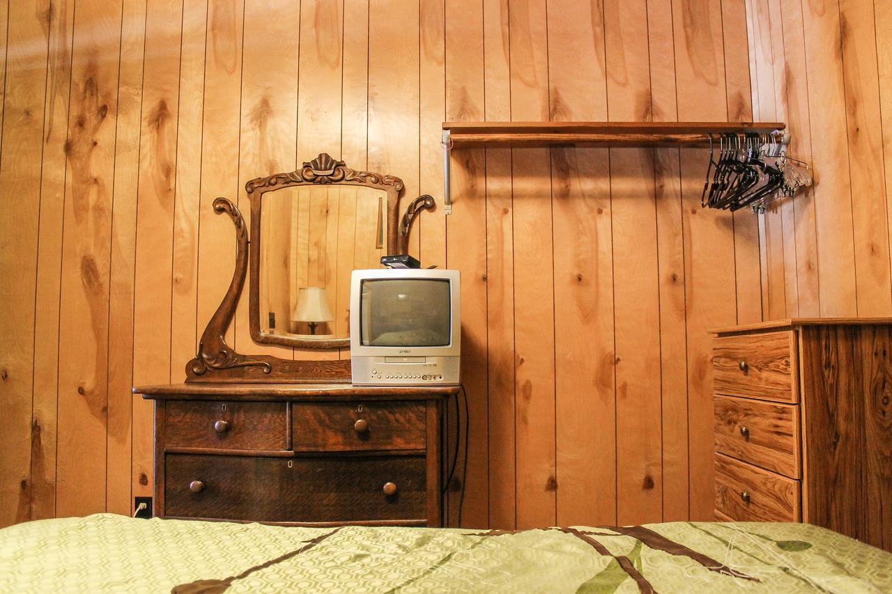 Nitschke'S Northern Resort Минокуа Екстериор снимка
