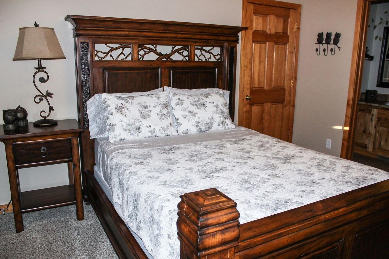 Nitschke'S Northern Resort Минокуа Екстериор снимка